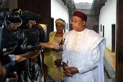 伊素福接受本报记者采访